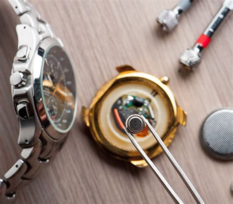 watch repair creve coeur|watch bracelet adjustment near me.